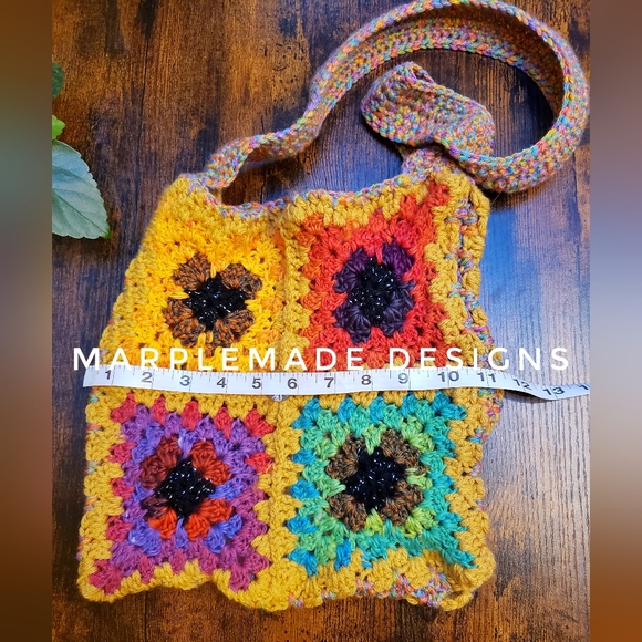 NWT 💜LINED crossbody granny square💜MarpleMade Designs 💜 acrylic LINED/ - Picture 5 of 12